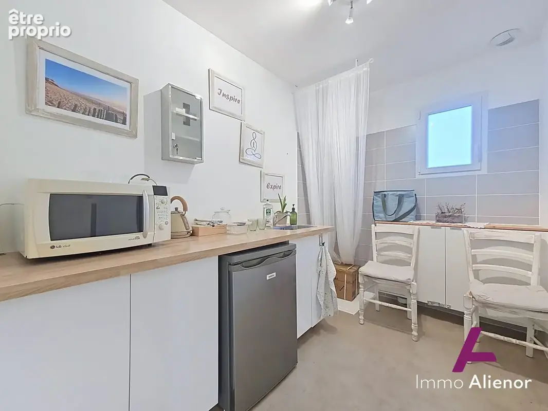 Commerce 134 m² à vendre à Le Barp (33114) - photo 4