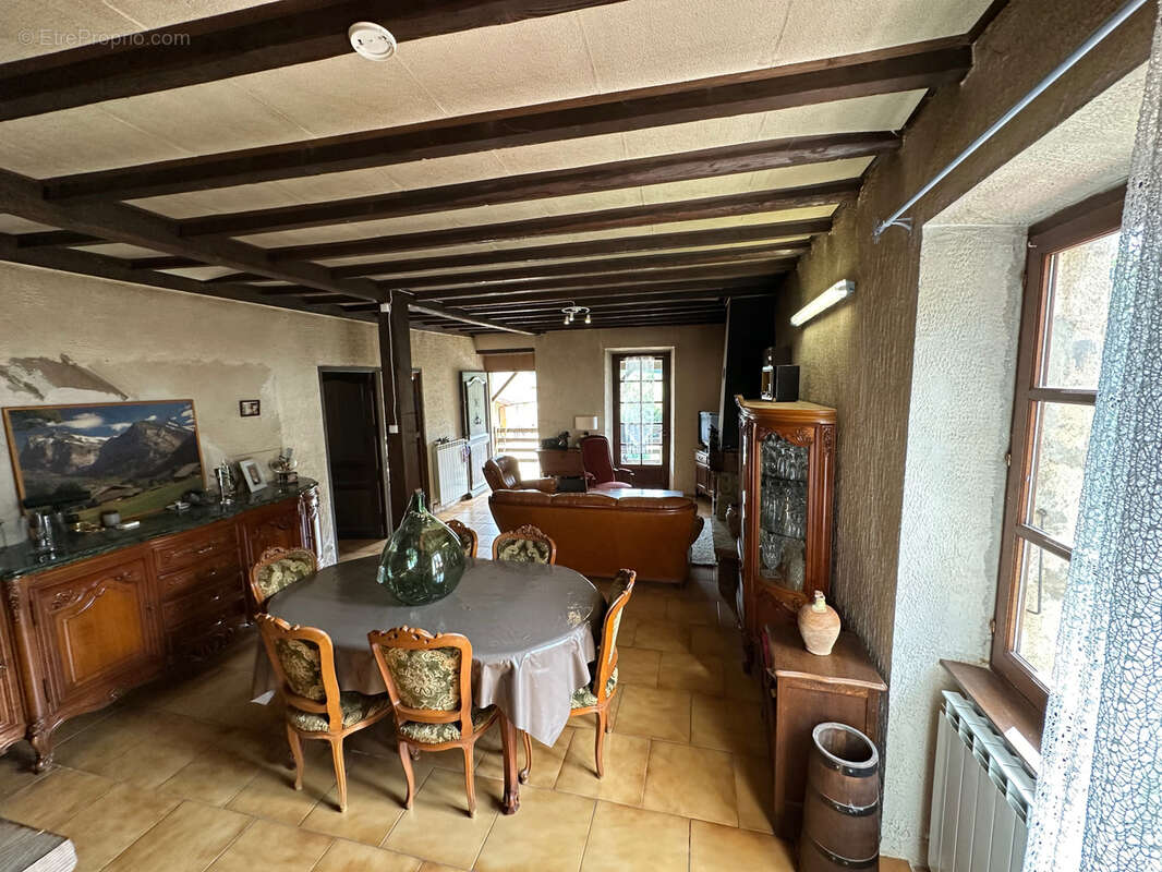 Maison à BOUCIEU-LE-ROI