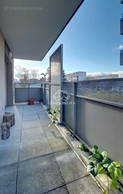 Appartement à VENISSIEUX