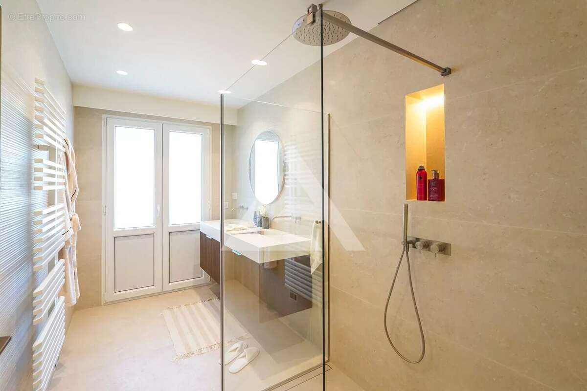 Appartement à VILLEFRANCHE-SUR-MER