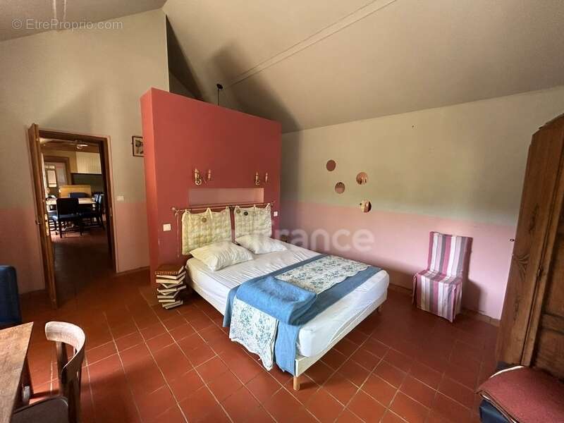 Maison à SAINT-CYPRIEN