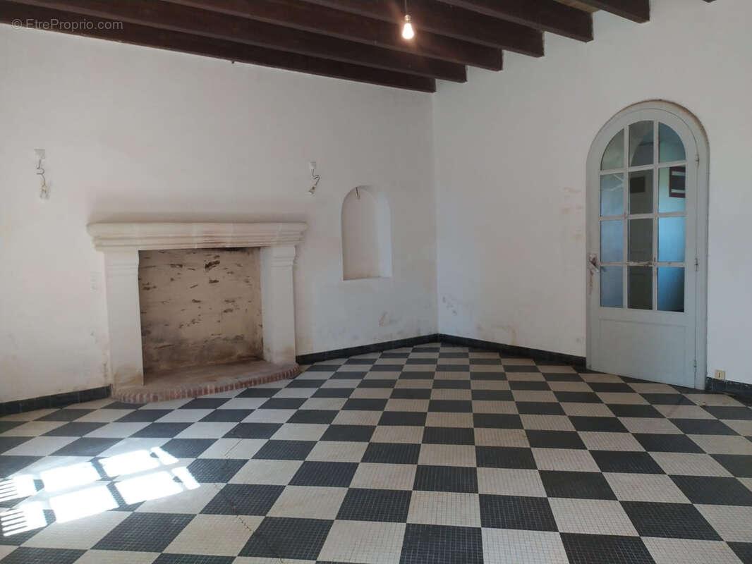 Maison à CHALLAIN-LA-POTHERIE