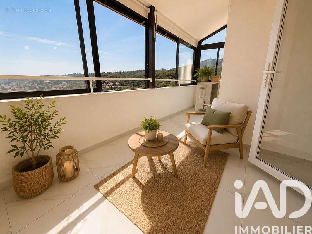 Photo 2 - Appartement à MARSEILLE-13E