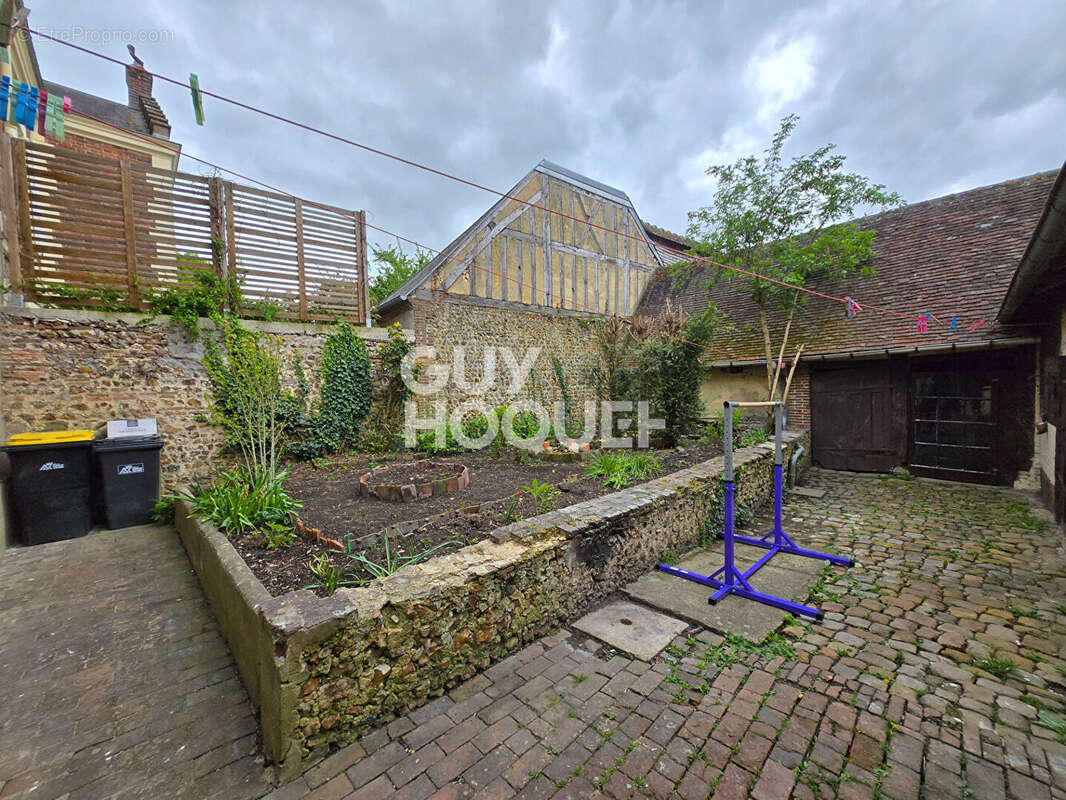 Maison à VERNEUIL-SUR-AVRE