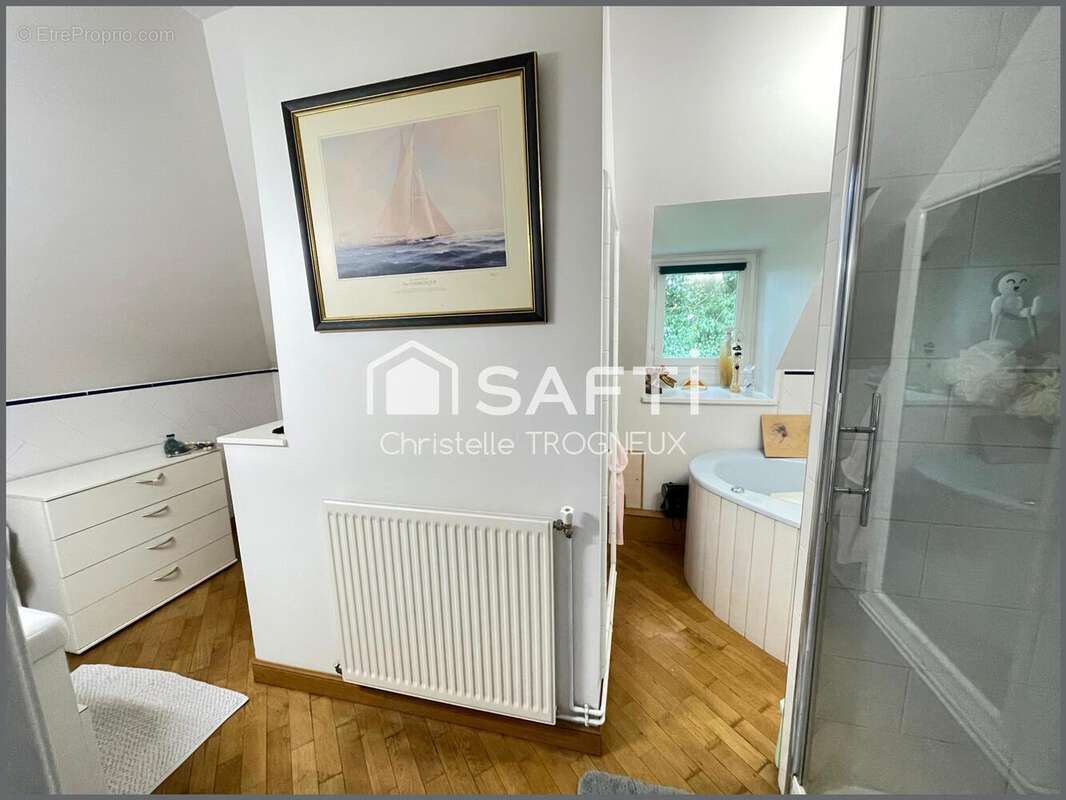 Photo 8 - Maison à CROUY-SAINT-PIERRE