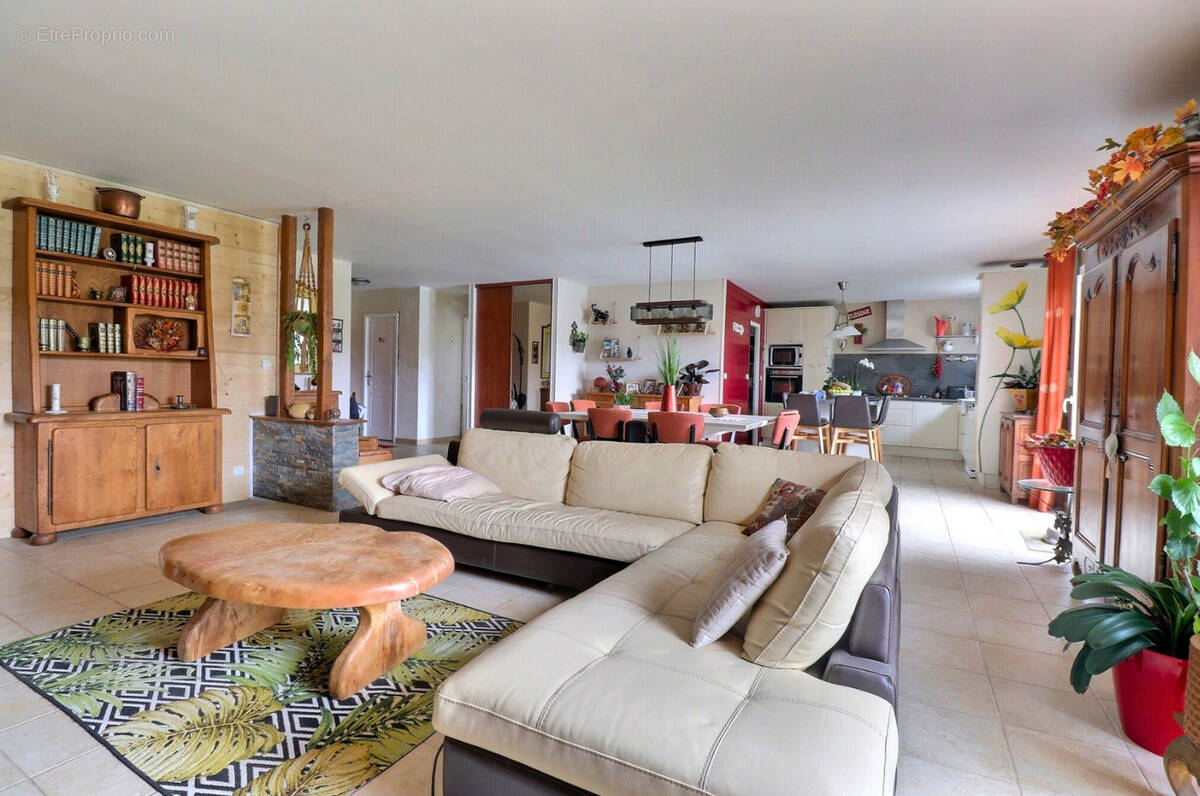 Maison à SAINT-ANDRE-DE-CUBZAC