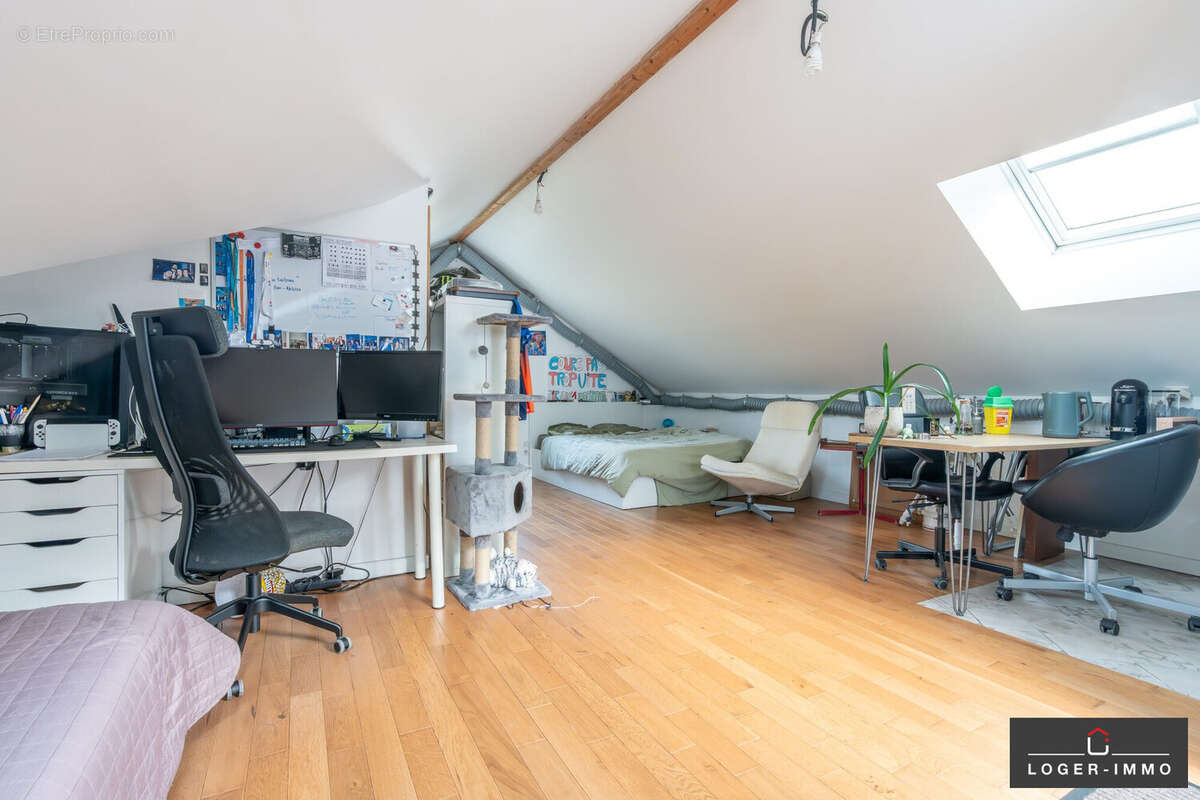 Maison à LE PERREUX-SUR-MARNE