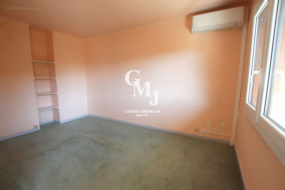 Appartement à SAINT-RAPHAEL