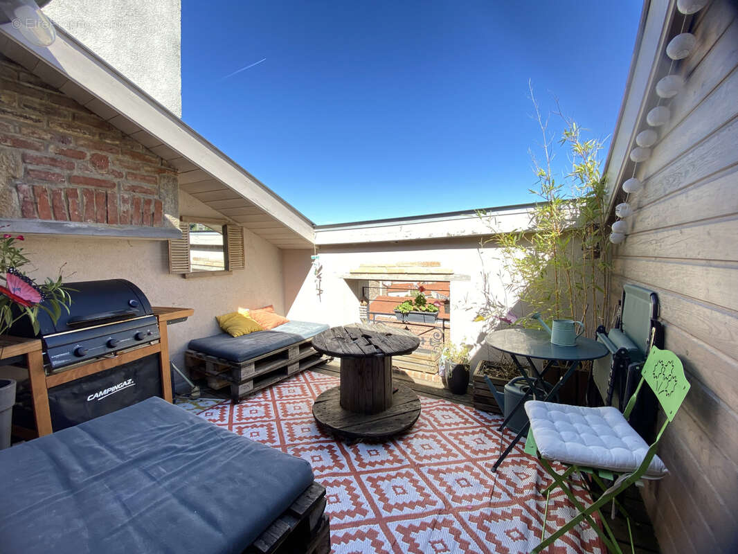 Appartement à SAINT-ETIENNE