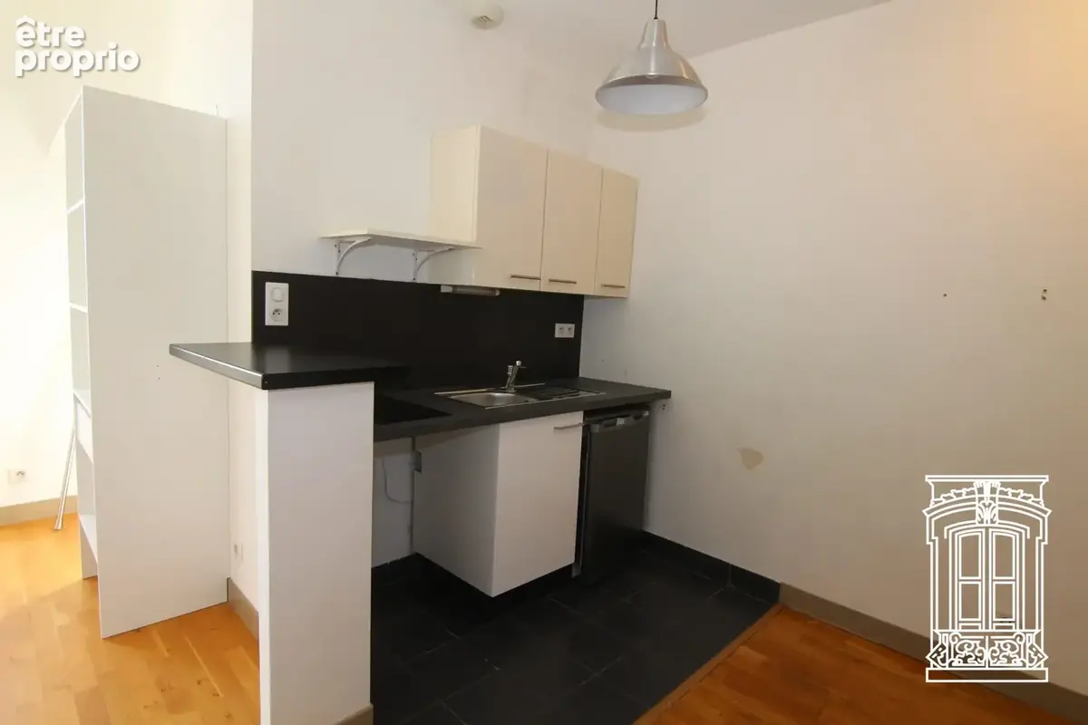 Appartement 17 m² à Sainte-Foy-Les-Lyon  - photo 8