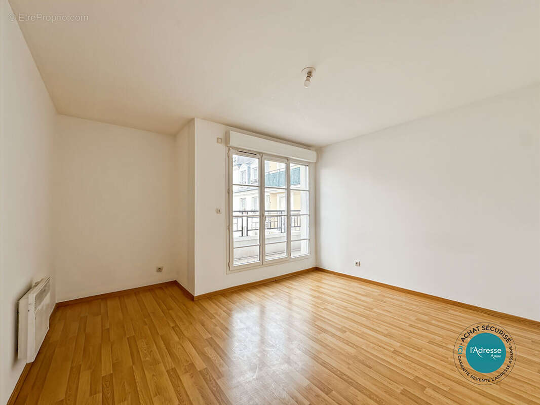 Appartement à CORBEIL-ESSONNES