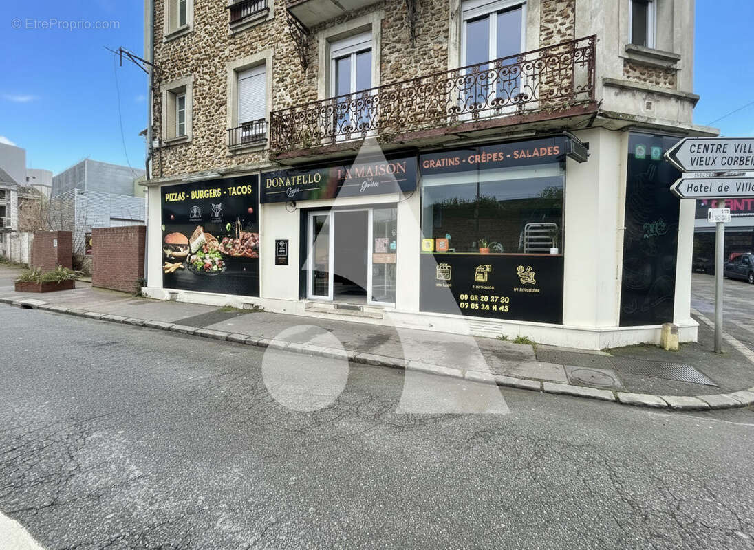 Commerce à CORBEIL-ESSONNES