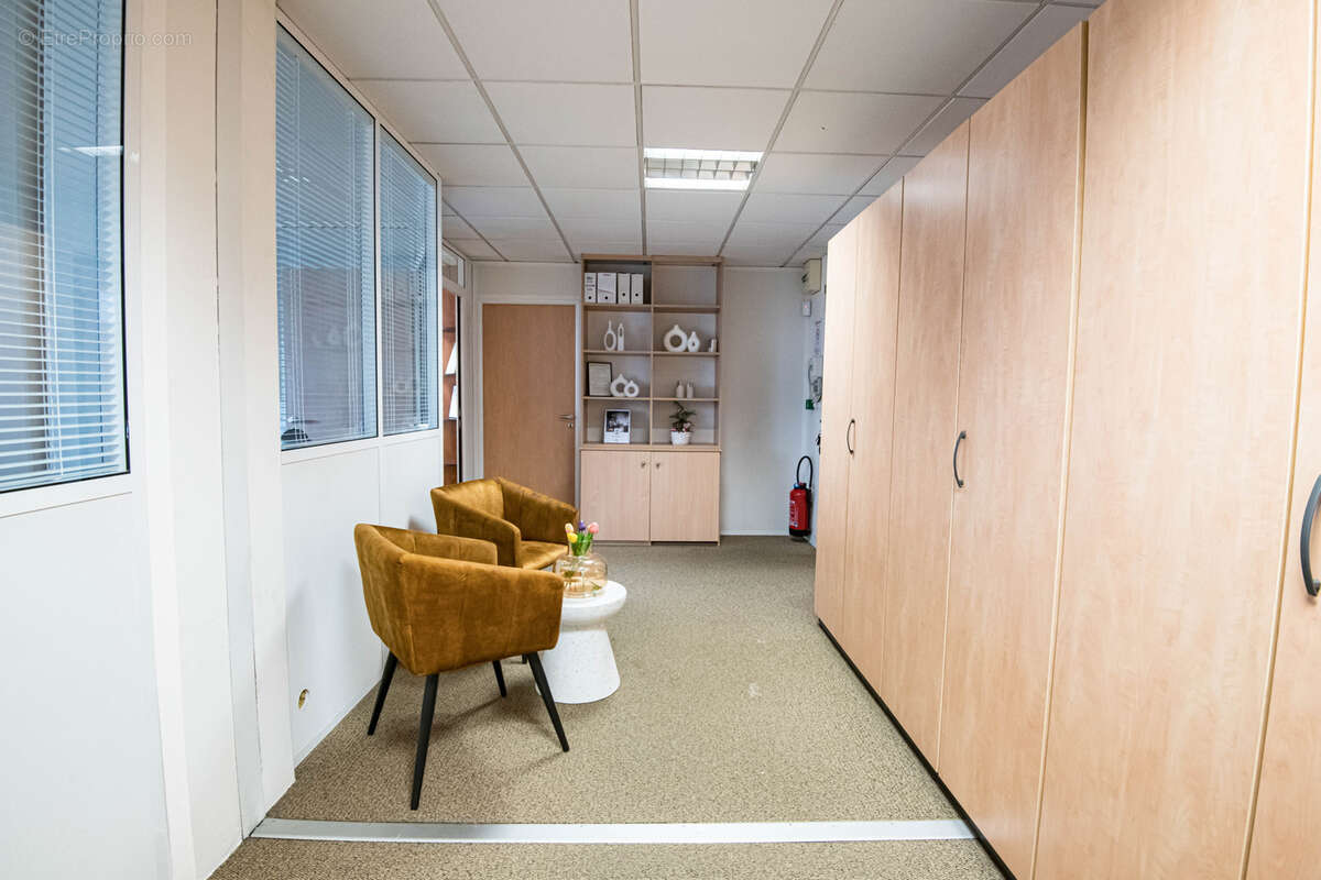 Commerce à COURCOURONNES