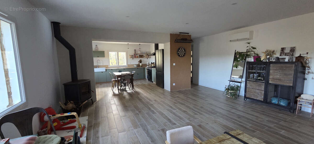 Maison en pierres rénovée avec terrain - photo 10