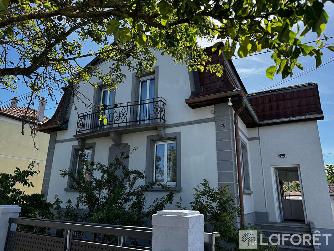 Maison Pfastatt 6 pièces 120m² avec 4 chambres et piscine - photo 16