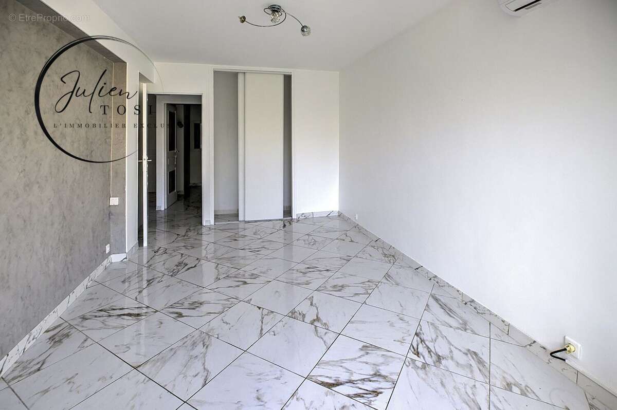 Appartement 52 m² à Grasse  - photo 14
