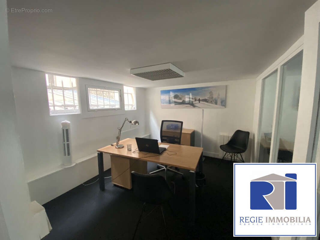 Bureau 2 mezzanine - Commerce à GRENOBLE