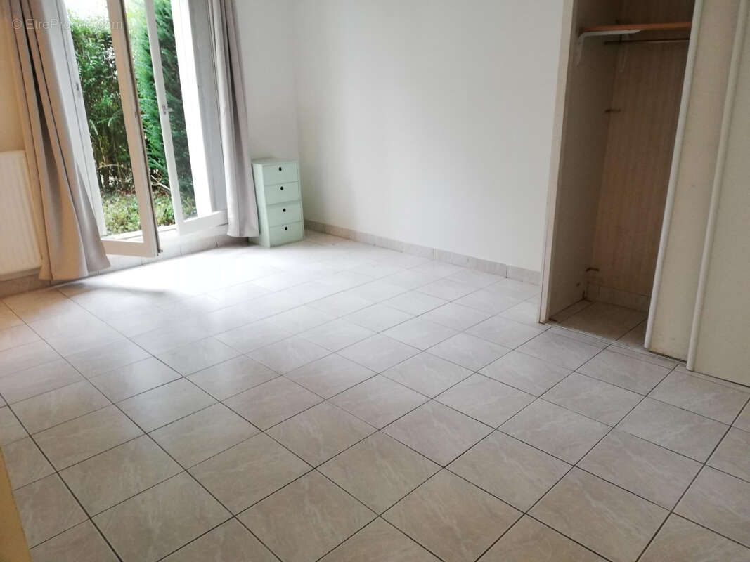 Appartement à DOURDAN