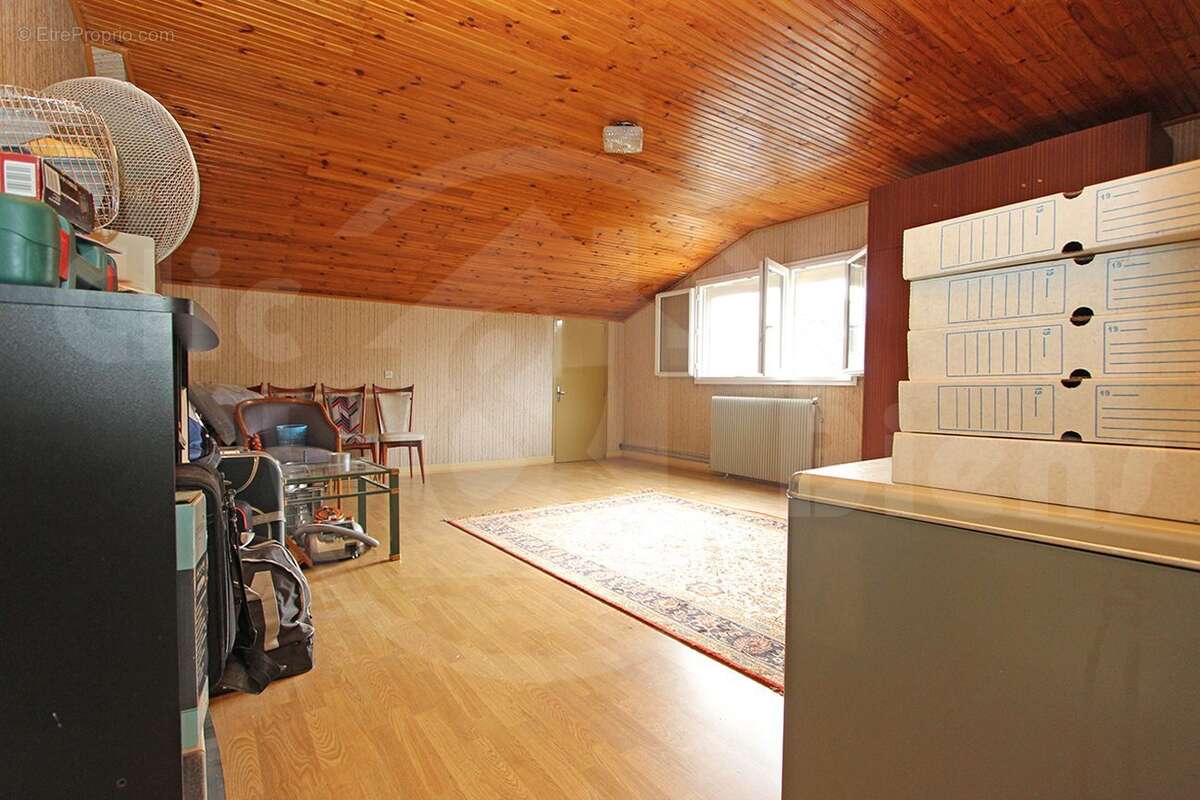 Maison à SAINT-CYR-L'ECOLE