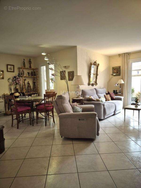 Maison à VILLELONGUE-DE-LA-SALANQUE