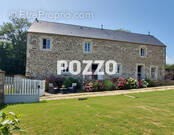 Maison à TROIS-MONTS