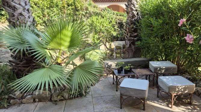 Appartement à SANARY-SUR-MER