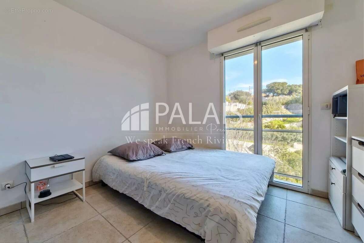 Appartement à ROQUEBRUNE-CAP-MARTIN