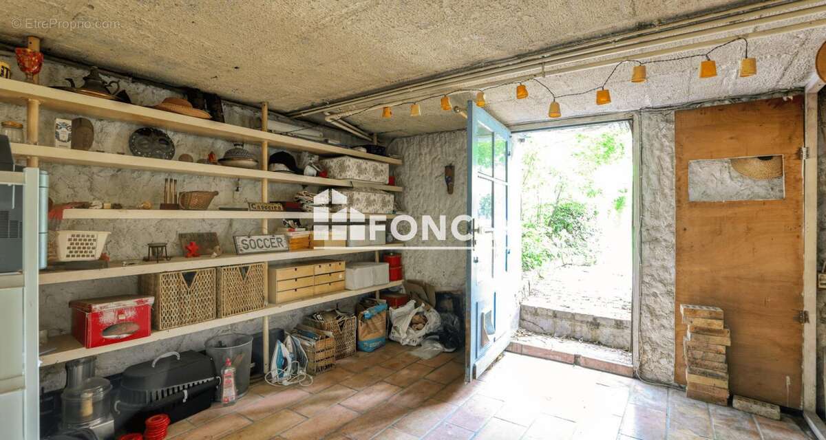 Maison de charme avec travaux - photo 13