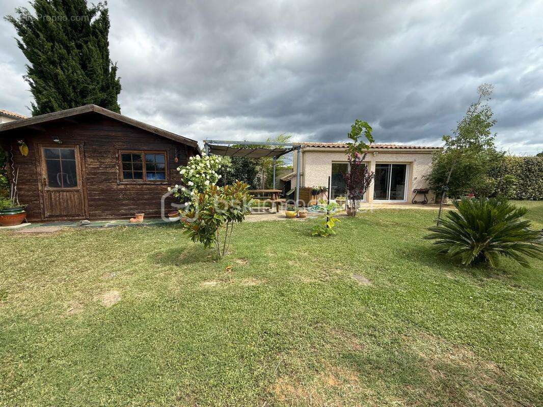 Villa avec piscine + garage de 150m² - photo 18