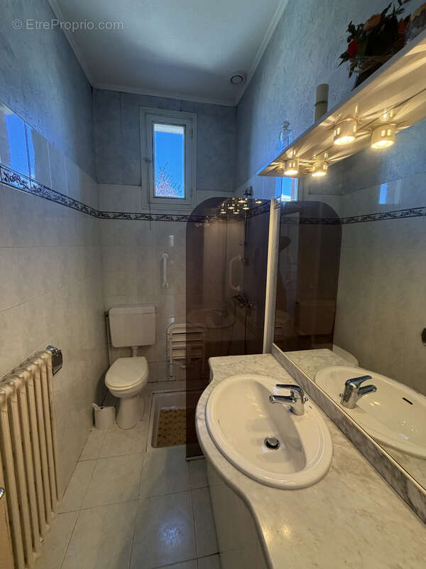 Maison à SAINT-JUERY