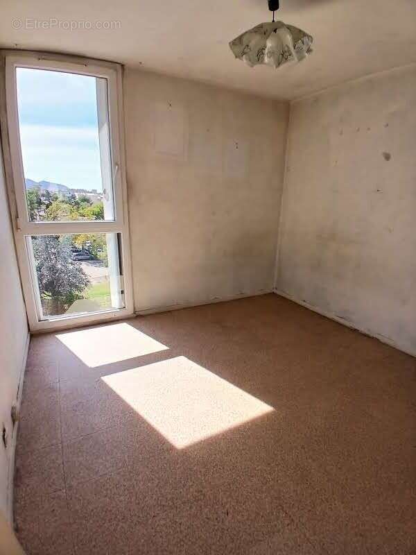 Appartement à MARSEILLE-10E