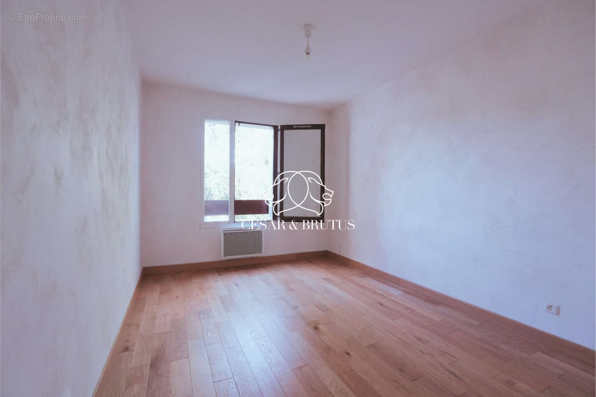 Appartement à LYON-9E