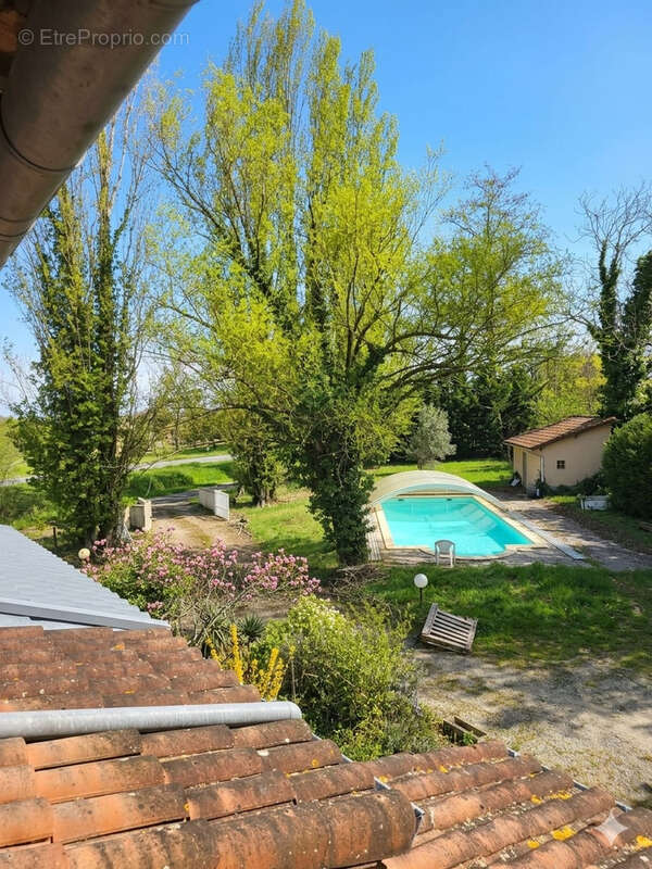 Maison à MONTANS