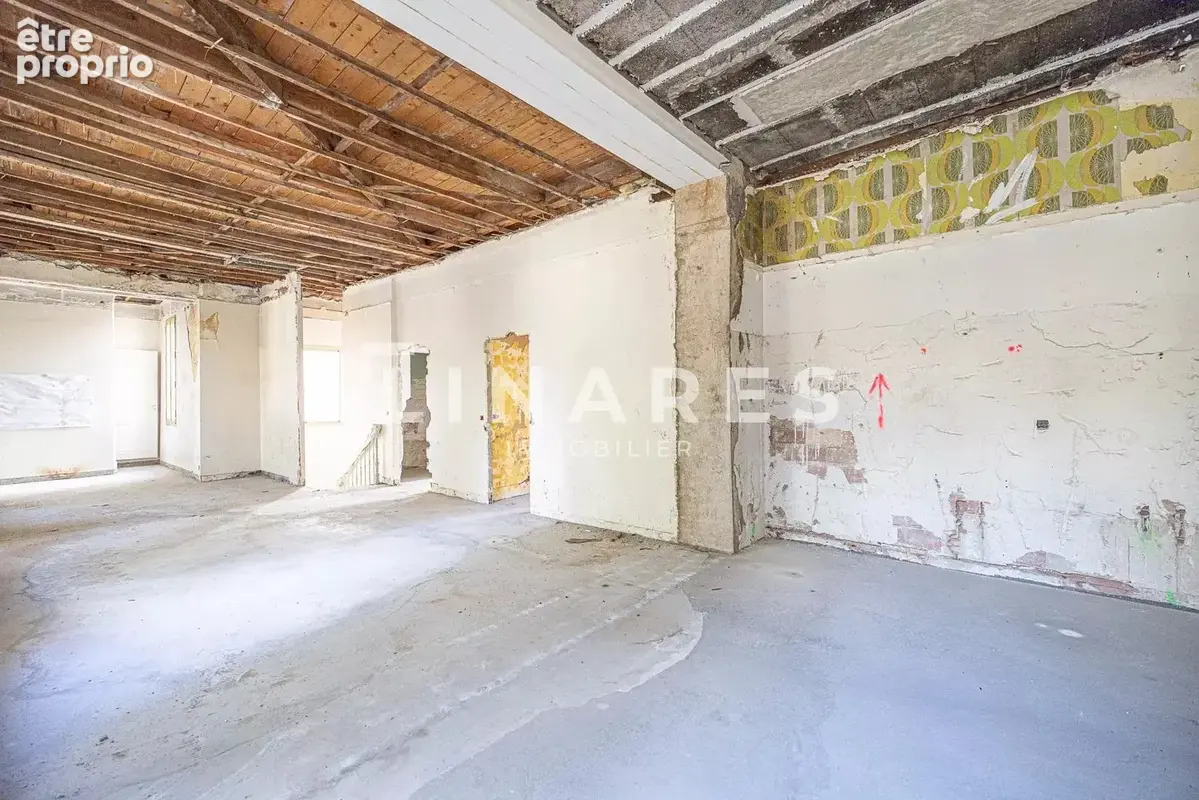 LUXURY IN TOWN - Hôtel particulier de 357m2 - Boulevard Perier 13008 - photo 15