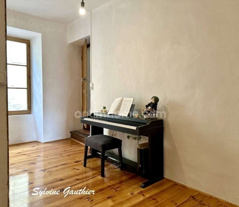 Maison à SAINT-ANDRE-DE-ROSANS