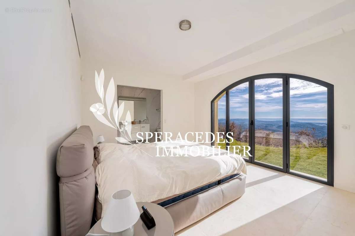 Maison à SPERACEDES