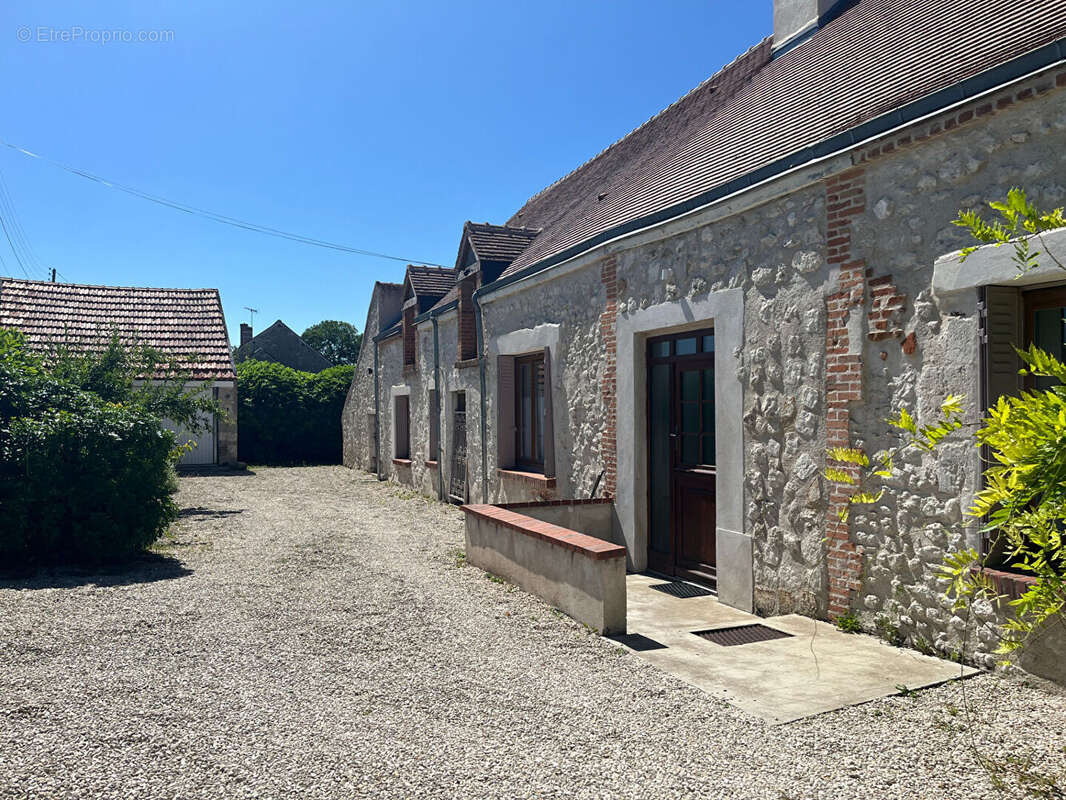 Maison à SAINT-AY