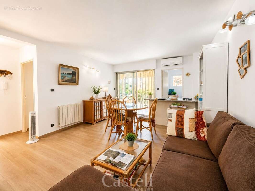 *** grand deux pieces + parking, cave et terrasse *** - photo 3