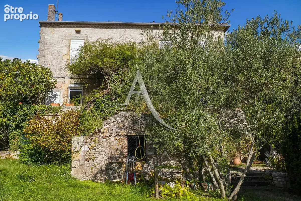 Maison à MAUROUX