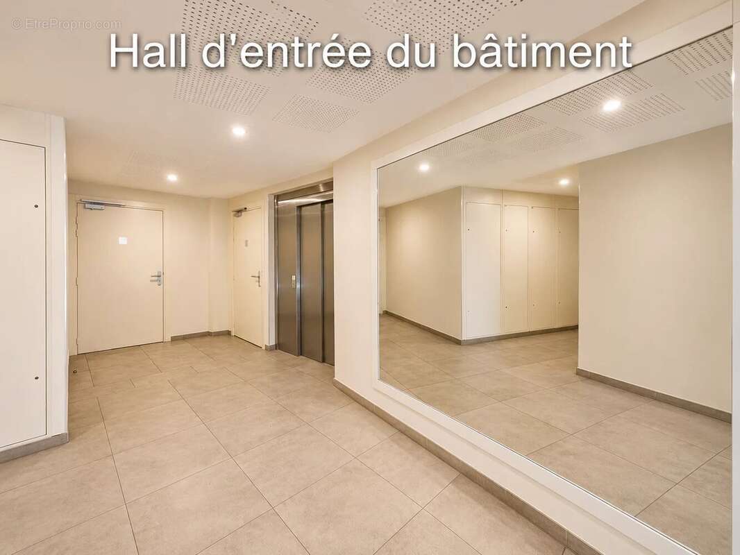 Appartement à HYERES