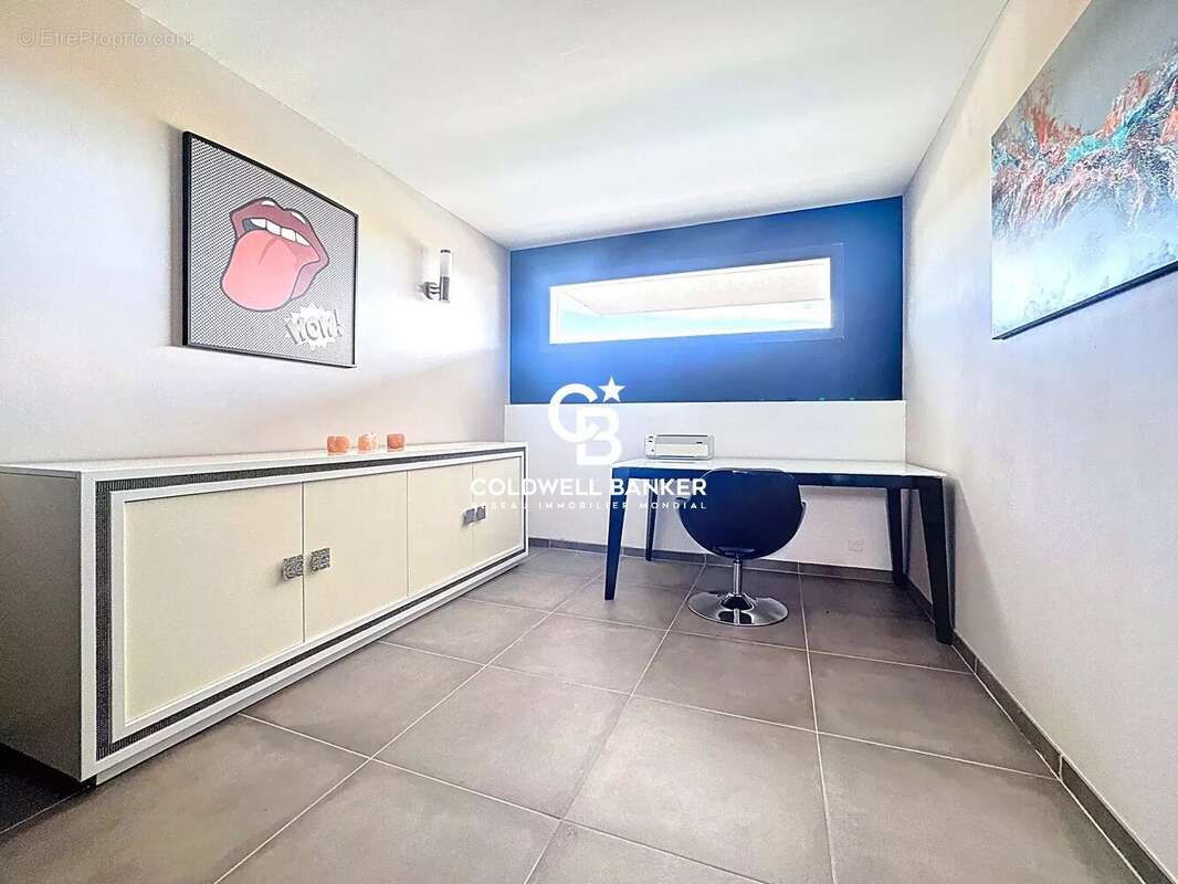 Maison à LES ADRETS-DE-L'ESTEREL