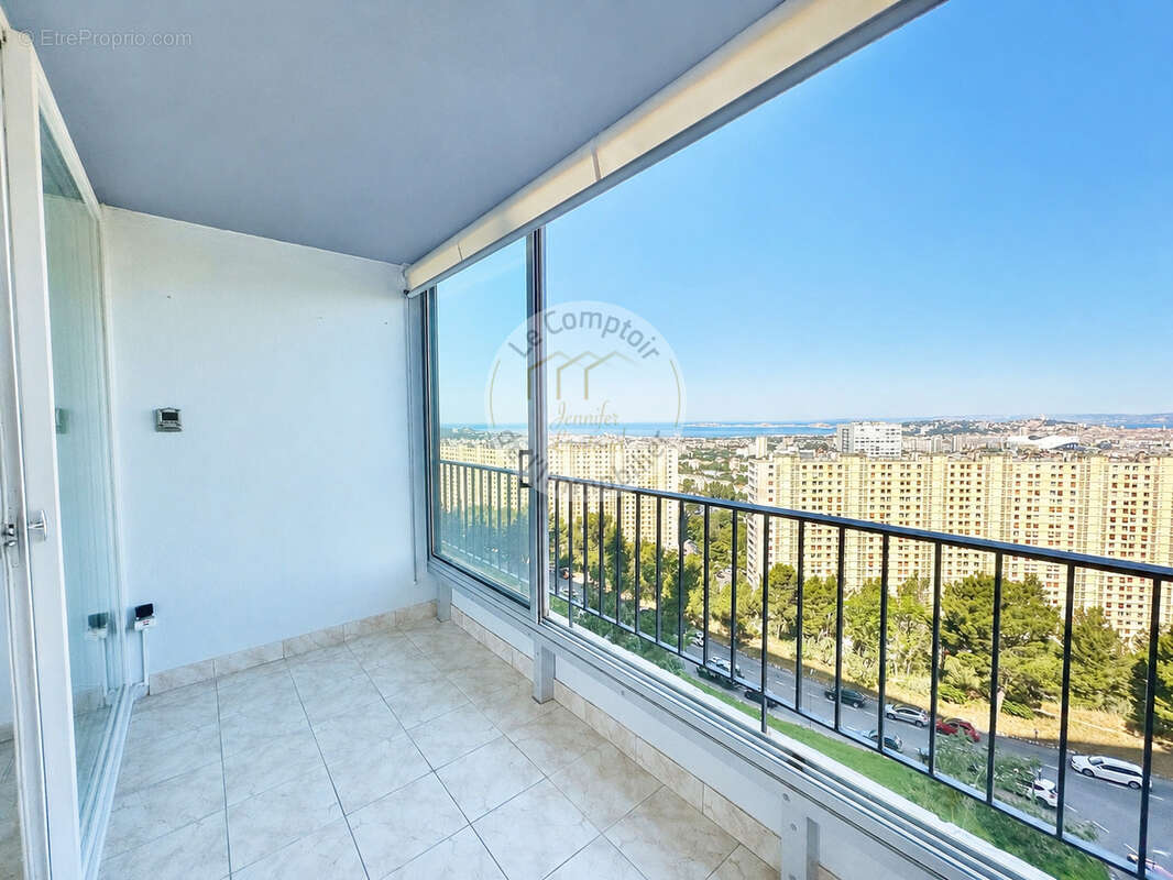 Appartement à MARSEILLE-9E