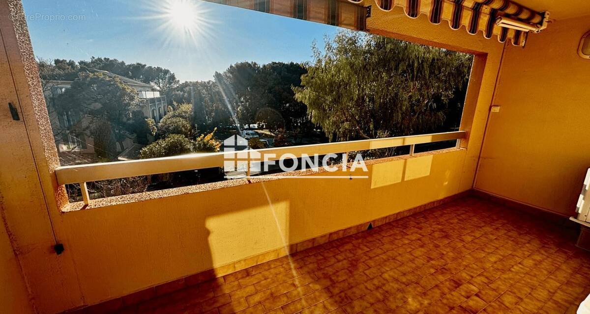 Appartement à SIX-FOURS-LES-PLAGES