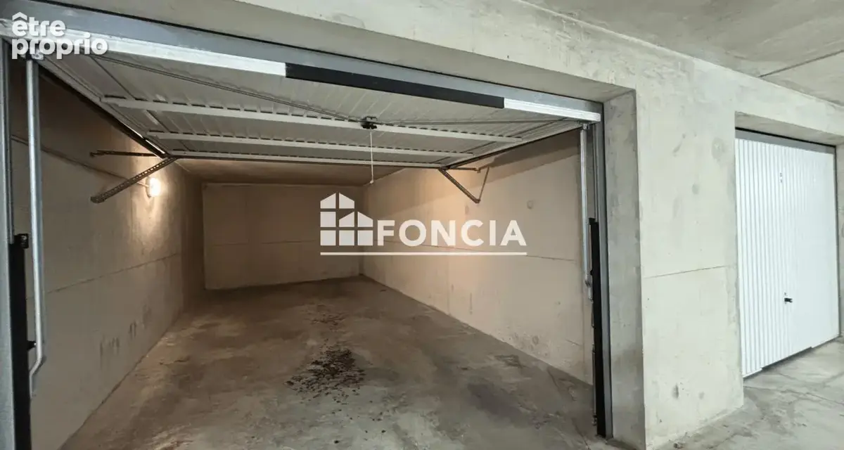 EXCLUSIVITE À vendre – Appartement avec terrasse et double garage – Nîmes, Route d’Uzès - photo 10