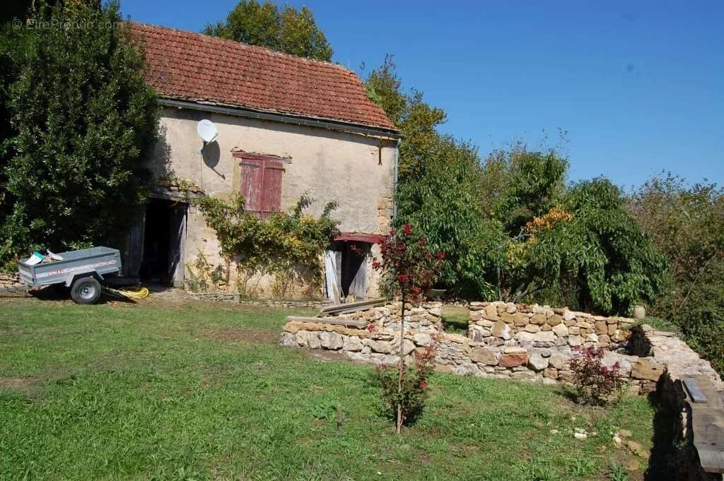 Maison à BEYNAC-ET-CAZENAC