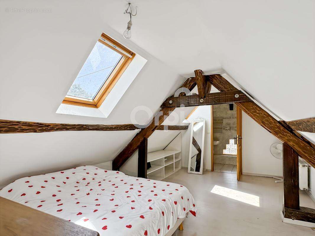 Maison à SAINT-LUBIN-DES-JONCHERETS