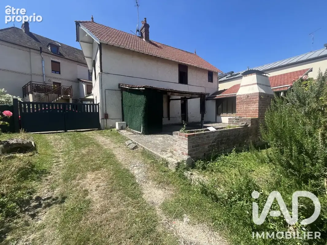Photo 1 - Maison à SAINT-PIERRE-DU-VAUVRAY