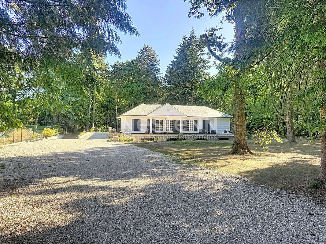 Maison à LAMORLAYE