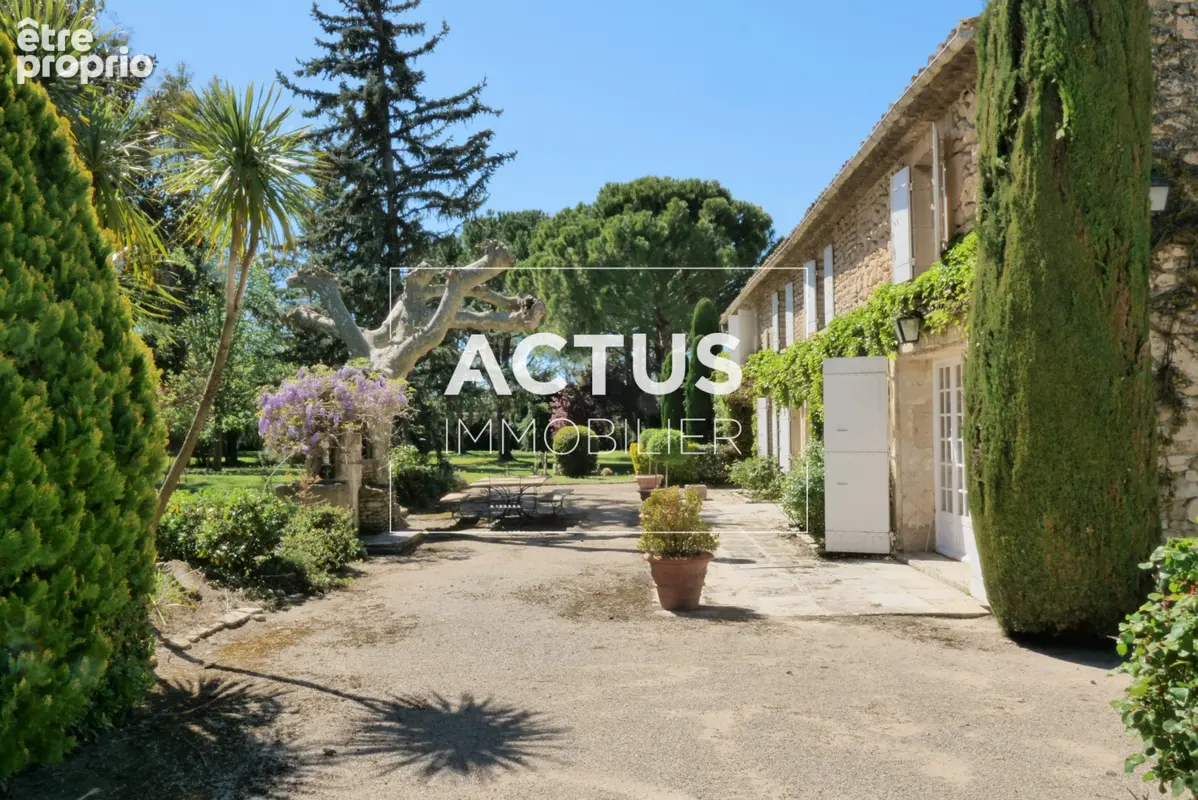 Maison 13 pièces 434 m² à vendre à Senas (13560) - photo 8