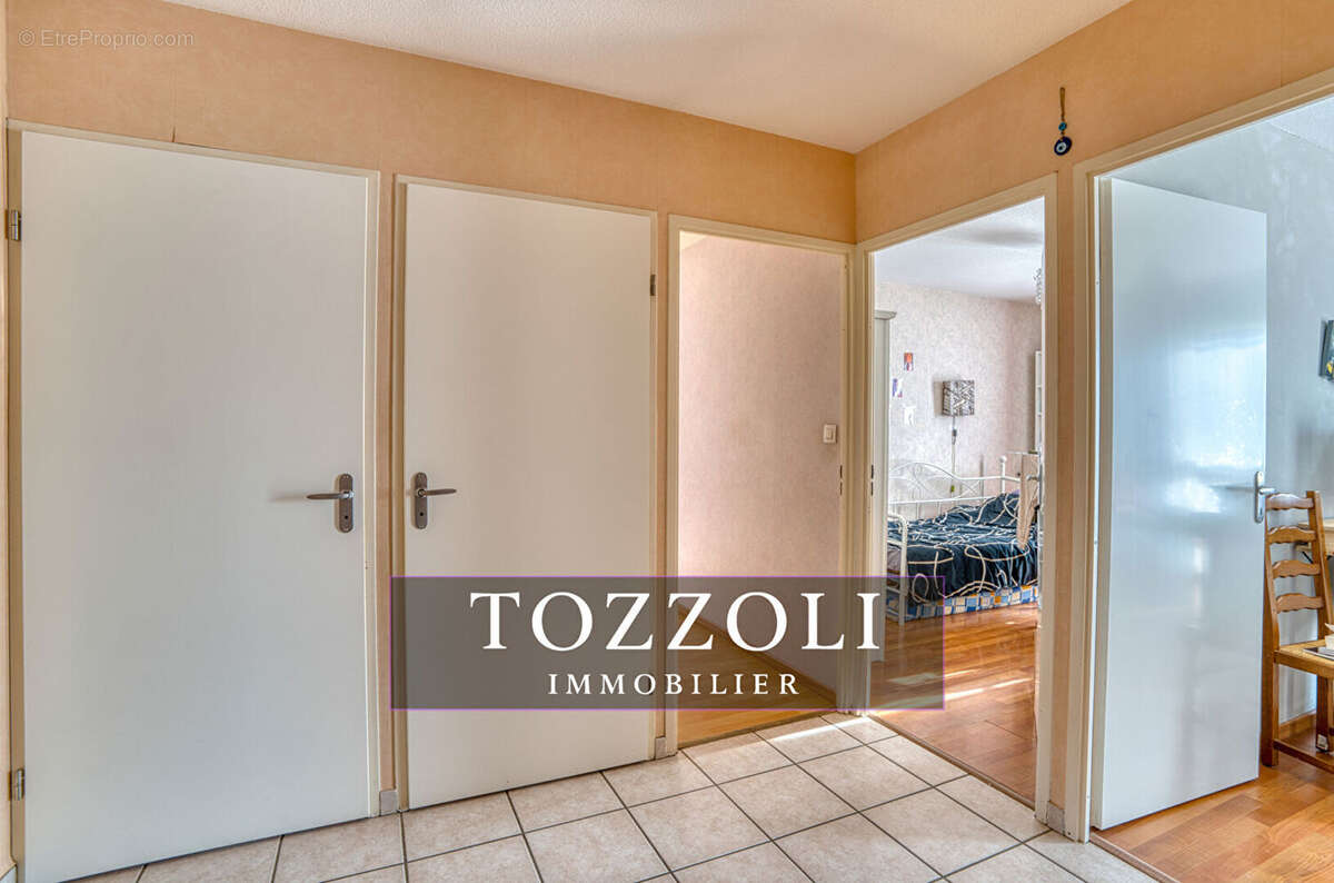 Appartement à HEYRIEUX